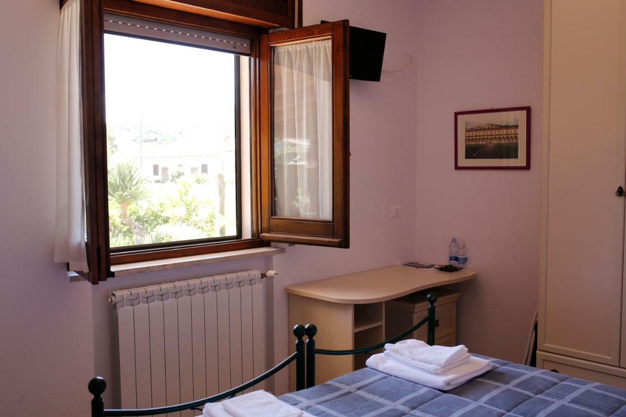 B&B Il Tiglio ปาดูลา ภายนอก รูปภาพ
